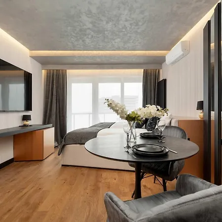 Elegant Close To River With Air Conditioning By Renters Prestige Appartamento *